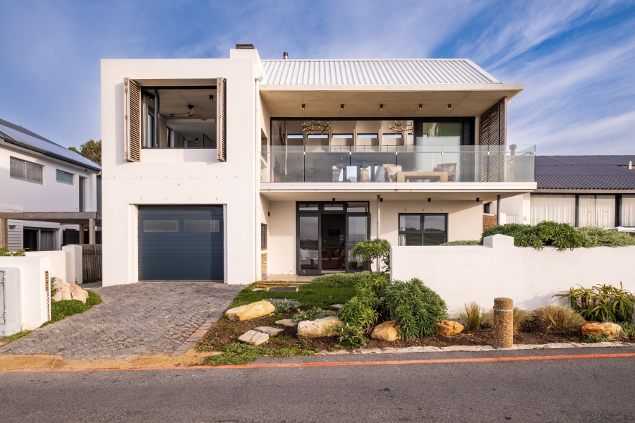 4 Bedroom Property for Sale in Onrus Western Cape